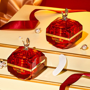 ครีมคอลลาเจนเข้มข้นบำรุงผิว ช่วยเติมเต็มเซลล์และฟื้นฟูกล้ามเนื้อ ช่วยให้ผิวชุ่มชื้นและอิ่มน้ำ บำรุงผิวแห้ง ให้ผิวเนียนนุ่มและยืดหยุ่น - Product Image 2