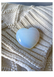 หินโอปอลไลท์รูปหัวใจแบบพอง สไตล์ศาสนา สำหรับตกแต่งบ้าน ขายดีอันดับต้นๆ ขายส่งออนไลน์ สลักลายแบบพกพา - Product Image 2