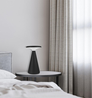 Lampe de bureau LED rechargeable à intensité variable au design moderne Lampe de table 1800mAh Batterie sans fil simple Corps en plastique Alimentation CC