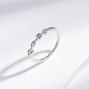 Anillos apilables de plata 925 chapados en oro, pequeños, económicos, con circonita de colores, diseño geométrico de flor, para mujer, precio de fábrica, venta al por mayor. - Product Image 1