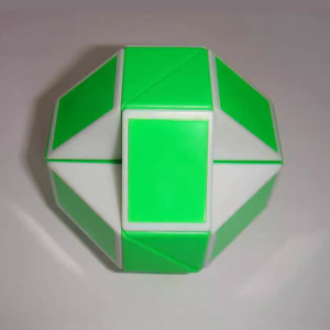 Juguete de rompecabezas Magic Snake de 24 segmentos para niños, juego educativo para estimular el cerebro, multicolor - Product Image 2