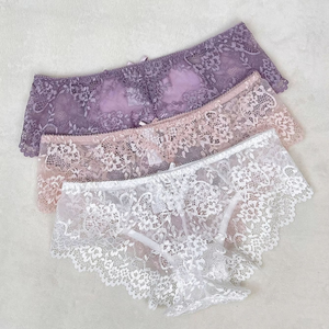 Braguitas de Encaje Estilo Hipster de Tiro Medio para Mujer, con Estampado Floral, Transpirables, Estilo Sexy, Paquete de 3 (Blanco, Rosa, Morado) - Product Image 1