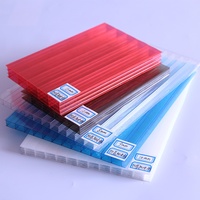 Feuille de polycarbonate à double paroi de 10mm traité aux UV-toit de serre creux et panneau de conteneur d'expédition 4x8 FT prix