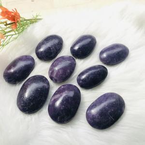 卸売天然民芸品磨かれたクリスタルパームストーンとスタークリスタル彫刻レピドライトハート装飾用 - Product Image 3