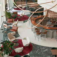 Ensemble de table de restaurant de luxe très demandé, chaise de restaurant en velours avec design entièrement en aluminium pour projet de restaurant
