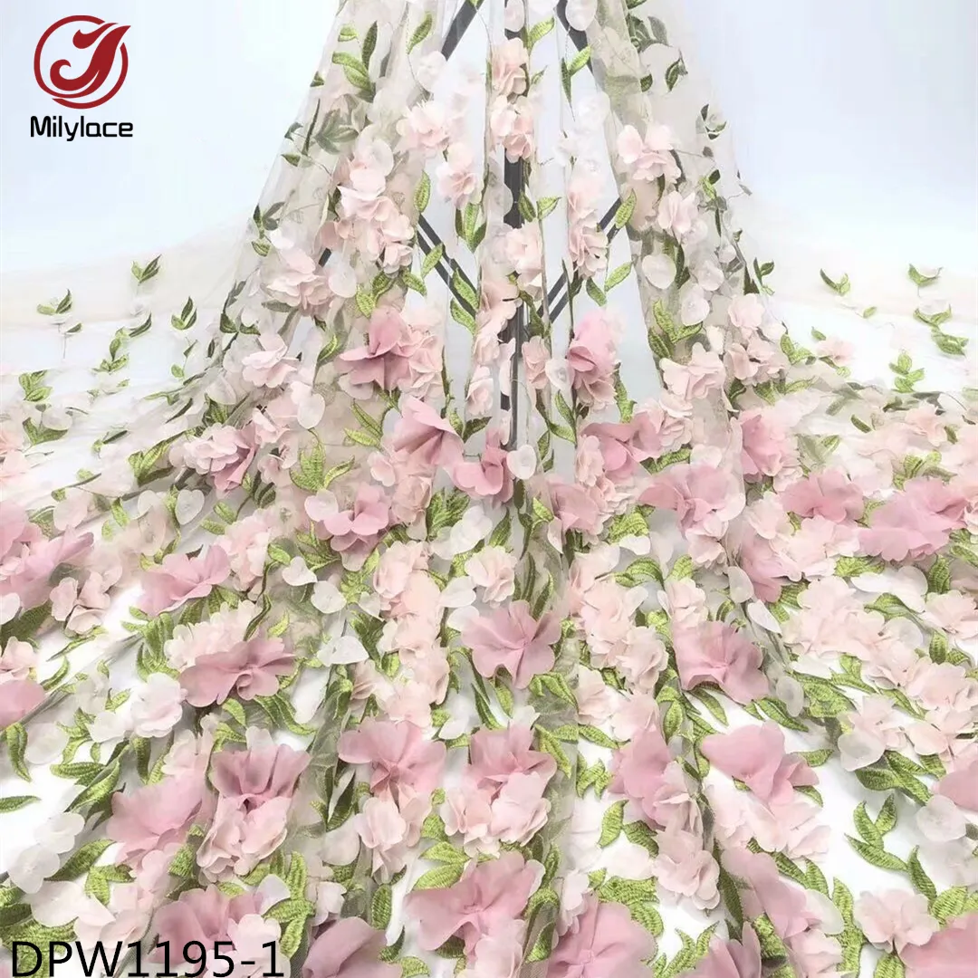 ชุดแต่งงานที่ยอดเยี่ยมเย็บปักถักร้อย Tulle Applique 3D ดอกไม้ลูกไม้ผ้า