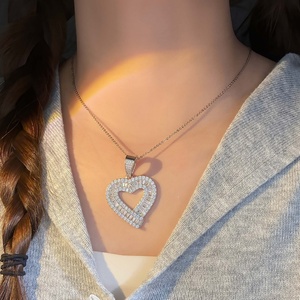 Collar con Colgante de Corazón Moderno, Chapado en Oro de 18K, con Circonitas Cúbicas Baguette, para Chicas y Mujeres - Product Image 6