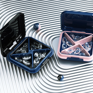 Boîte à pilules en plastique authentique fabriquée en Chine, quatre compartiments, mini boîte à médicaments portable pour 7 jours, hermétique et grande capacité - Product Image 2