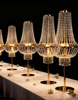 Support de fleurs en métal doré pour mariage, lustre en cristal, support de chemin de table pour décoration de table dorée, centres de table de mariage