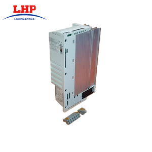 Baru Tersedia Stok Inverter Lenze E82EV551-4C Berkualitas Tinggi Dengan Garansi <span class=keywords><strong>2</strong></span> Tahun Pemasok PLC Berlaku untuk PLC - Product Image 1