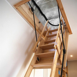 Escalier escamotable faible encombrement isolé 86 mm