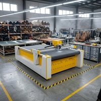 Machine de découpe à plat industrielle CNC à couteau oscillant pour la fabrication de sacs et vêtements en cuir, sans fumée et sans bavures