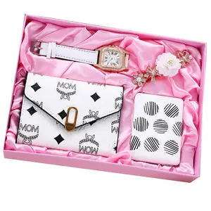 Dames Horloge Gift Set Make-Up Spiegel Roze Haarspeld Portemonnee Holiday Gift Quartz Horloge Roze Set
