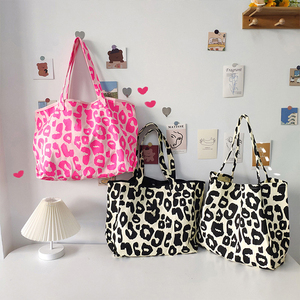 Bolsos de hombro informales con estampado de guepardo grandes para mujer al por mayor, bolso de mano de lona de leopardo rosa de gran capacidad - Product Image 2