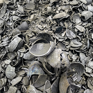 Carbón de Cáscara de Coco para Cocinar, Combustible para Barbacoas y Parrillas, Vida Útil de 24 Meses - Product Image 1