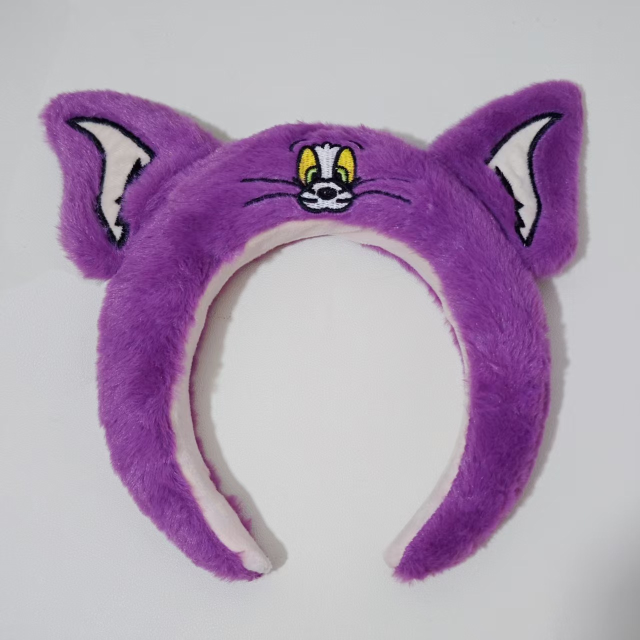 ทอมสีม่วง