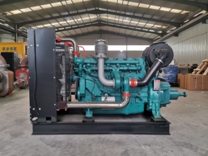 Offre Spéciale Moteur Diesel HK180GF 180 CV 4 temps 13L Refroidi par eau 4 cylindres 1800 tr/min avec poulie d'embrayage et entretien facile - Product Image 3