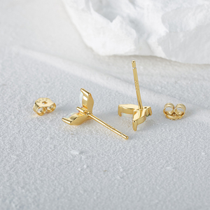 Pendientes de Plata de Ley 925 con Forma de Corazón y Mariposa, Estilo Clásico Vintage de CANNER, con Diamantes y Ópalo Hechos a Mano para Mujer - Product Image 3