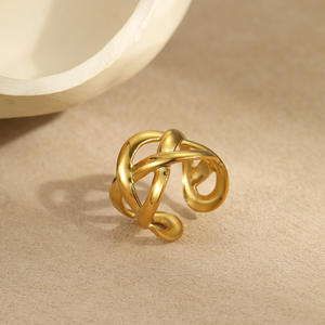 Superbe ensemble de bagues en perles bicolores en acier inoxydable, bijoux élégants et tendance pour femmes, cadeau parfait - Product Image 3