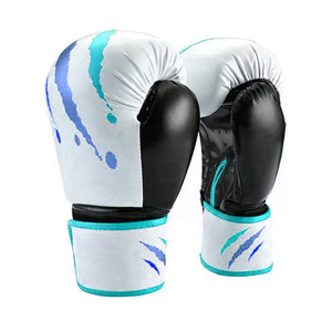 Guantes de Boxeo Profesionales de la Mejor Calidad, Exportador de Guantes de Boxeo de Cuero OEM, Guantes de Entrenamiento y Sparring para Marcas de Boxeo - Product Image 2