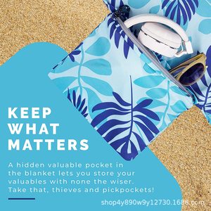 Manta de Playa Extra Grande Woqi, 107x77, Impermeable, Resistente a la Arena, con Bolsillo Oculto para Objetos de Valor - Product Image 1