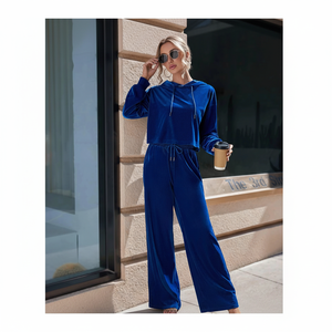 Conjunto de sudadera deportiva de terciopelo personalizada para mujer, Sudadera con capucha de promoción para entrenamiento de gimnasio en invierno, envío aéreo - Product Image 1