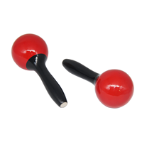 Maracas en bois, têtes sphériques rouges, poignées coniques noires, balle de sable colorée surdimensionnée de style dessin animé