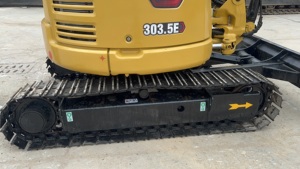 รถขุดขนาดเล็กมือสอง Caterpillar CAT 303.5E 3.5 ตัน ระบบไฮดรอลิก เครื่องยนต์ดีเซล แบบตีนตะขาบ - Product Image 5
