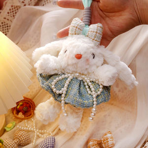 Suave lindo conejo de peluche Pom llavero conejito bufanda sombrero y Oreja gota colgante de la colección Scrapyard - Product Image 5