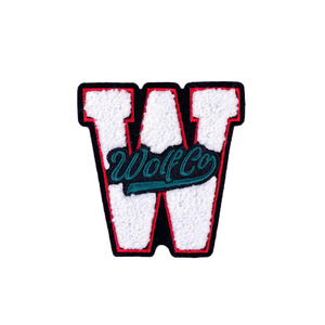 Nhà Máy Tùy Chỉnh Khăn Thêu Vá Sắt Trên Bông Dễ Thương 3D Logo Thêu Chenille Các Bản Vá Lỗi Cho Mũ/Quần Áo - Product Image 4