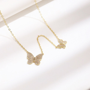 Collana con ciondolo a forma di farfalla scintillante per donna, elegante catena minimalista per clavicola, gioielli alla moda - Product Image 3