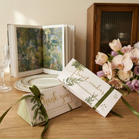 Caja de dulces triangular con lazo Super Septiembre, caja de recuerdo para boda, caja de regalo plegable a mano con lámina dorada de agradecimiento, proveedor mayorista