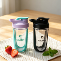 Shaker à protéines transparent personnalisé avec logo, sans BPA, 2 couches, 400 ml, pour la salle de sport et l'extérieur, avec boule mélangeuse