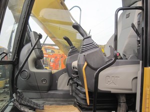 รถตีนตะขาบมือสอง Cat 315 รถขุดมือสองปั๊มไฮดรอลิก Caterpillar 315D เครื่องขุดขนย้ายดินเครื่องจักรก่อสร้าง - Product Image 2