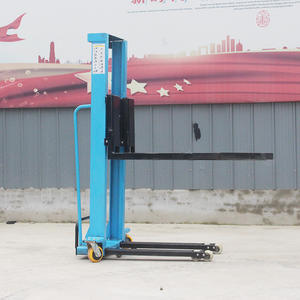 Chariot élévateur électrique léger et portable, mini équipement de levage pour petits entrepôts et chargement de camions - Product Image 2