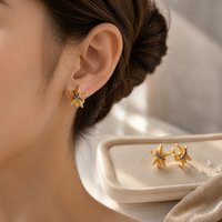 Boucles d'oreilles créoles en laiton plaqué or, motif animaux marins (étoile de mer, méduse), serties de zircone cubique bleue, pour femme