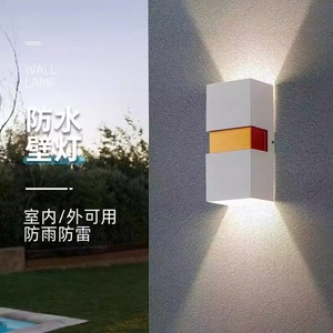 Lampe murale extérieure en aluminium étanche à LED, <span class=keywords><strong>double</strong></span> tête <span class=keywords><strong>orientable</strong></span> haut-bas, style rétro, projecteur de pilier, angle de faisceau 120° - Product Image 2