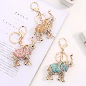 Porte-clés éléphant en cristal scintillant avec de grandes oreilles, or rose, strass, pendentif de sac à main, charme de sac - Product Image 2