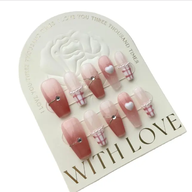 손톱에 귀여운 발렌타인 데이 프레스 홍당무 색상 프랑스 거짓 네일 아트 럭셔리 장식 손톱 3D 사각형 거짓 손톱 팁