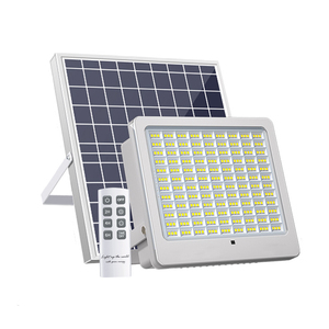 Luz de inundación solar LED impermeable al aire libre 60W-300W para <span class=keywords><strong>reflector</strong></span> de proyector de estadio IP67 para aplicación en carretera - Product Image 1