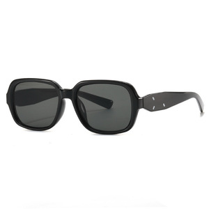 Gm Retro <b>Sunglasses</b> For Women <b>Square</b> Frame Pc Material Uv400 Protection Black Color - Product Image 3