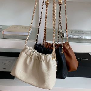 Bolso Bandolera Mini de Cadena para Mujer, Color Sólido Texturizado, Cierre Magnético, 7 Pulgadas, para Uso Diario, Color Albaricoque, Marrón, Negro - Product Image 4