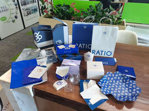 Portavasos Doble Ecológico para Café para Llevar, Personalizado para Cafeterías, para 2 Vasos de Papel, con Asa - Product Image 4