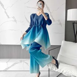 Gradient Color Design Print Plus Size Miyake Pleated Polyester Breathable Tunic Top with High Waist Pants Two Pieces Set