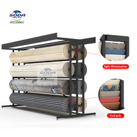 Présentoir de tapis métallique moderne et personnalisable, autoportant et démontable, pour magasins de tapis, showrooms et expositions promotionnelles