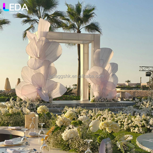 Décoration de mariage en plein air personnalisée LEDA, grand panneau métallique blanc, grand ensemble de toile de fond florale en gaze pour événement - Product Image 4