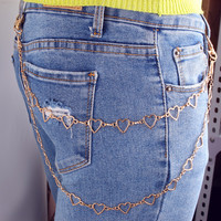 Chaîne de corps sexy en métal plaqué or avec cœur décoratif en métal, ceinture de taille tendance pour les soirées