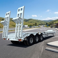 Semi-remorque porte-équipement à plateau surbaissé 3 essieux robuste pour le transport d'excavatrices, de bulldozers et de chargeuses pour usage industriel