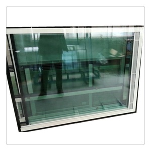 Pannelli <span class=keywords><strong>in</strong></span> Vetro Isolante a Nido d'Ape su Misura per Tetti, Lucernari, Pareti Vetrate e Uso Esterno - Product Image 1