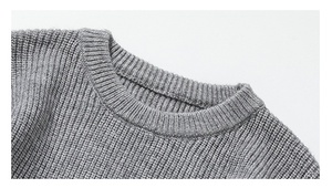 Suéter Unisex de Punto Grueso Transpirable de Color Liso, Estilo Japonés Minimalista, Corte Holgado, Esencial para Otoño - Product Image 3